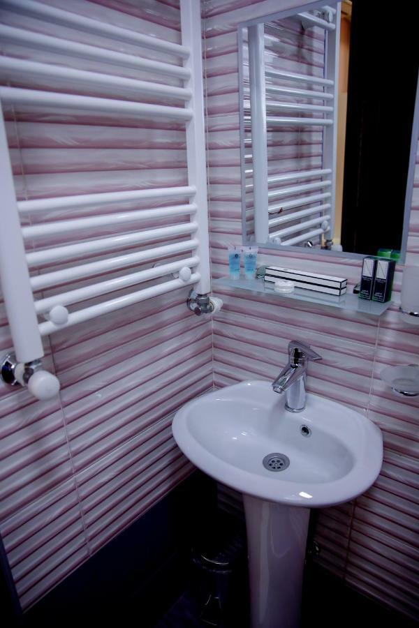 Albergue Euphoria Mariam Tiflis Exterior foto